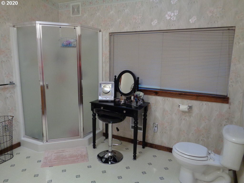 63434 Everett Road Coos Bay, OR 97420 - Photo 30 of 32 Gallery Image 30