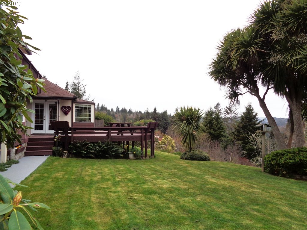 63434 Everett Road Coos Bay, OR 97420 - Photo 4 of 32 Gallery Image 4