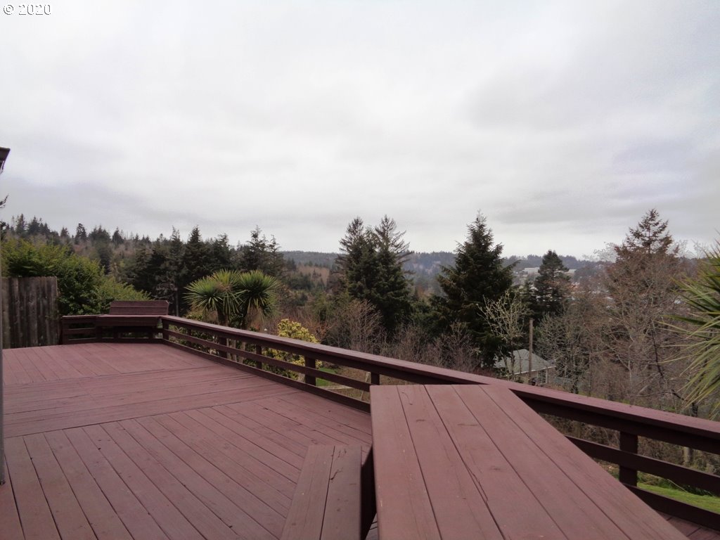 63434 Everett Road Coos Bay, OR 97420 - Photo 5 of 32 Gallery Image 5