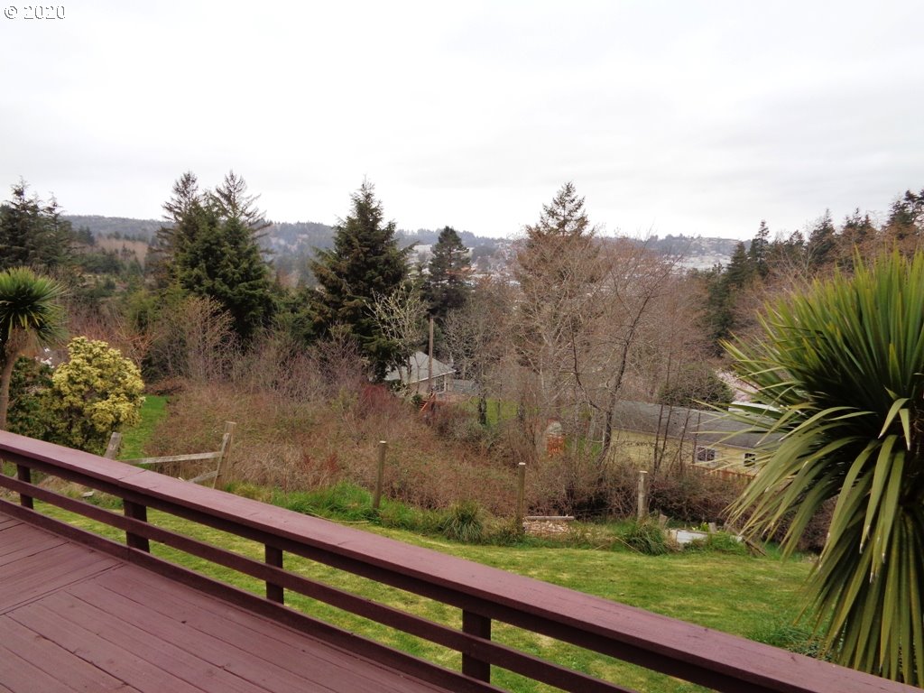 63434 Everett Road Coos Bay, OR 97420 - Photo 6 of 32 Gallery Image 6