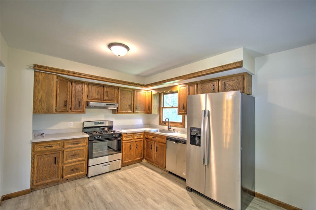 1545 Highland Place Decatur, IL 62526 - Photo 12 of 31