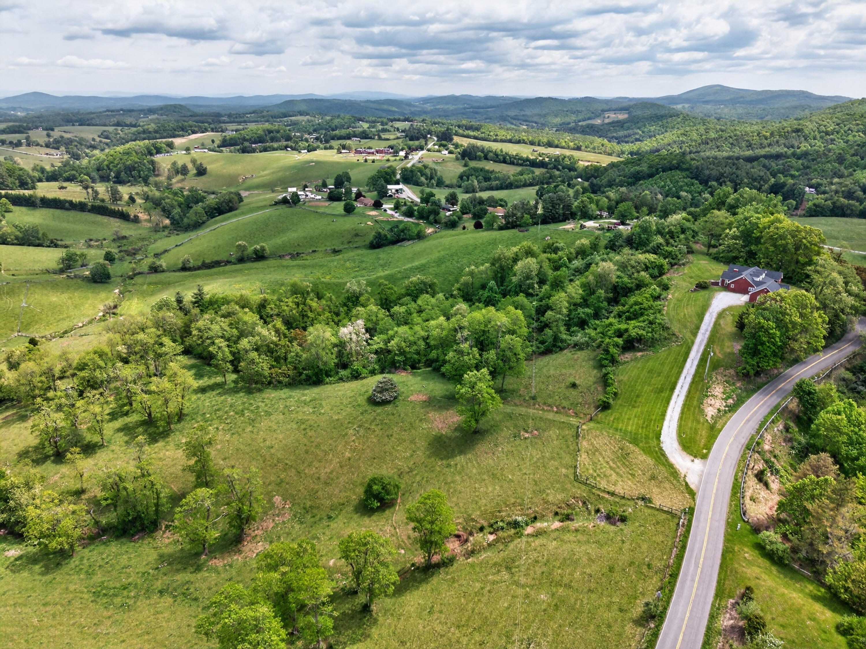 217 Indian Valley Road Willis, VA 24380 - Photo 93 of 120 willis-88