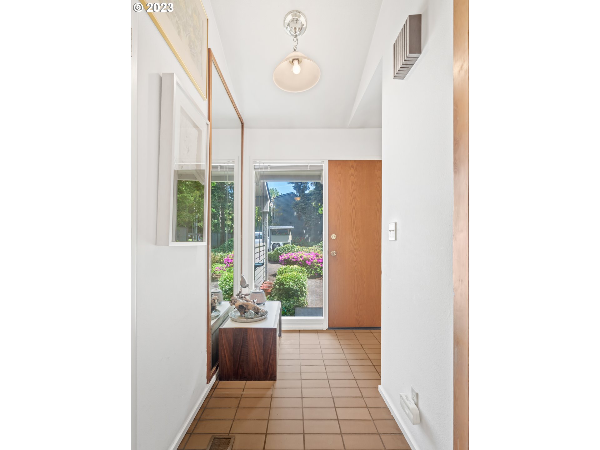 54 Fairway Loop Eugene, OR 97401 - Photo 5 of 41 Gallery Image 5