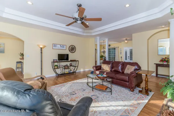 $1,195,000 | 684 Chute Canyon Way, Bonners Ferry, ID 83805