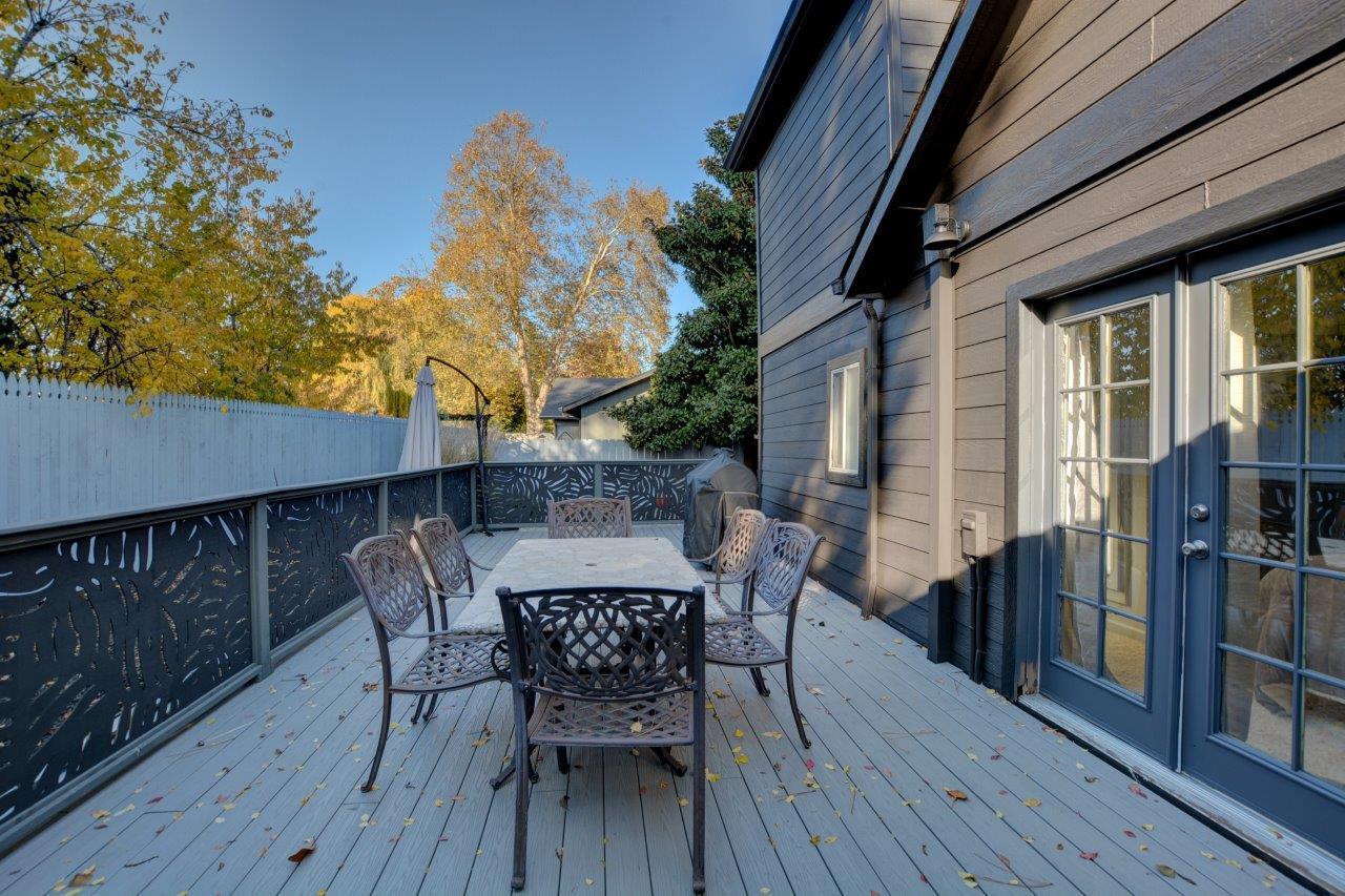 2194 Lower River Road Grants Pass, OR 97526 - Photo 12 of 56 Backyard
