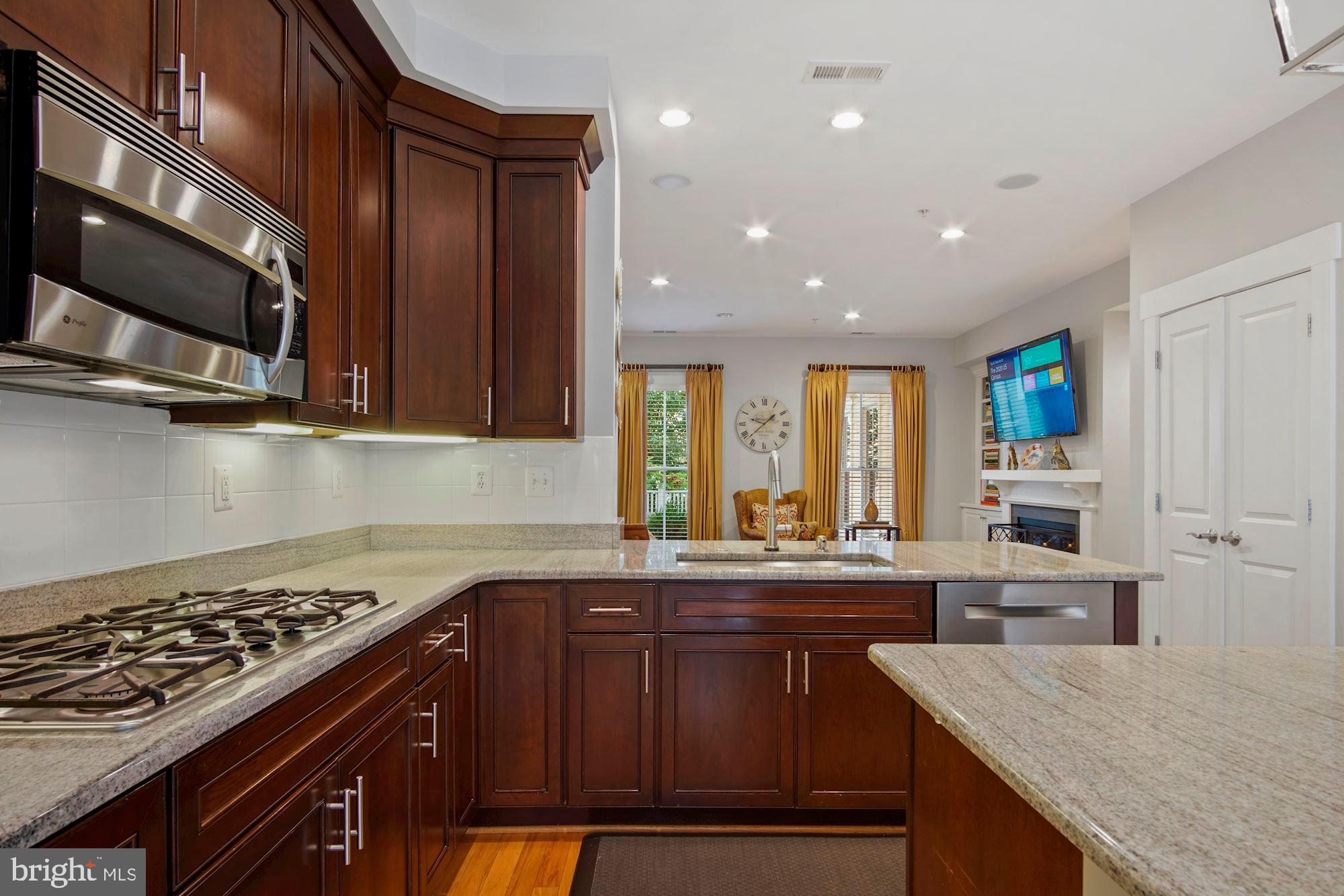9523 Ament Street Silver Spring, MD 20910 - Photo 20 of 39