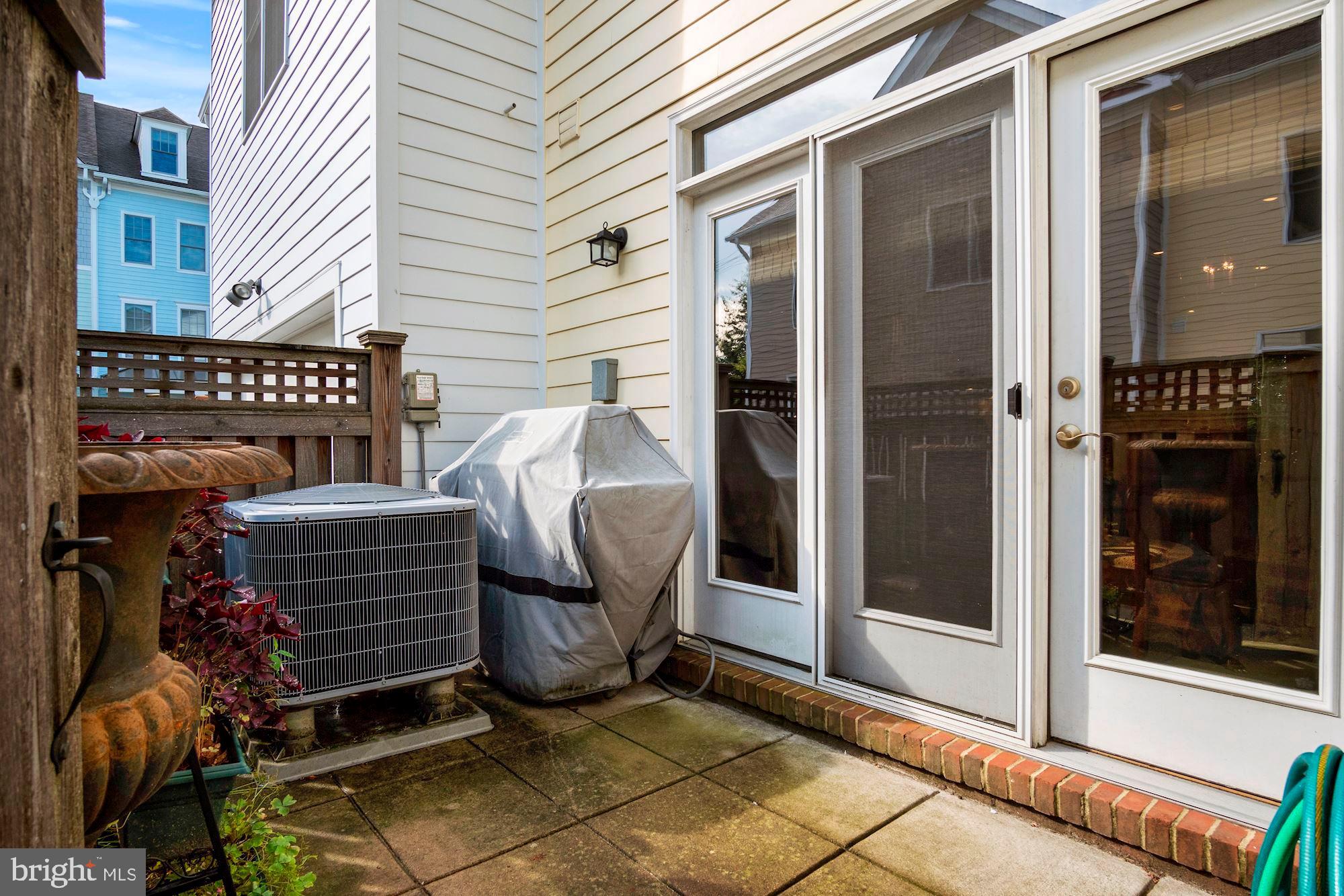 9523 Ament Street Silver Spring, MD 20910 - Photo 21 of 39