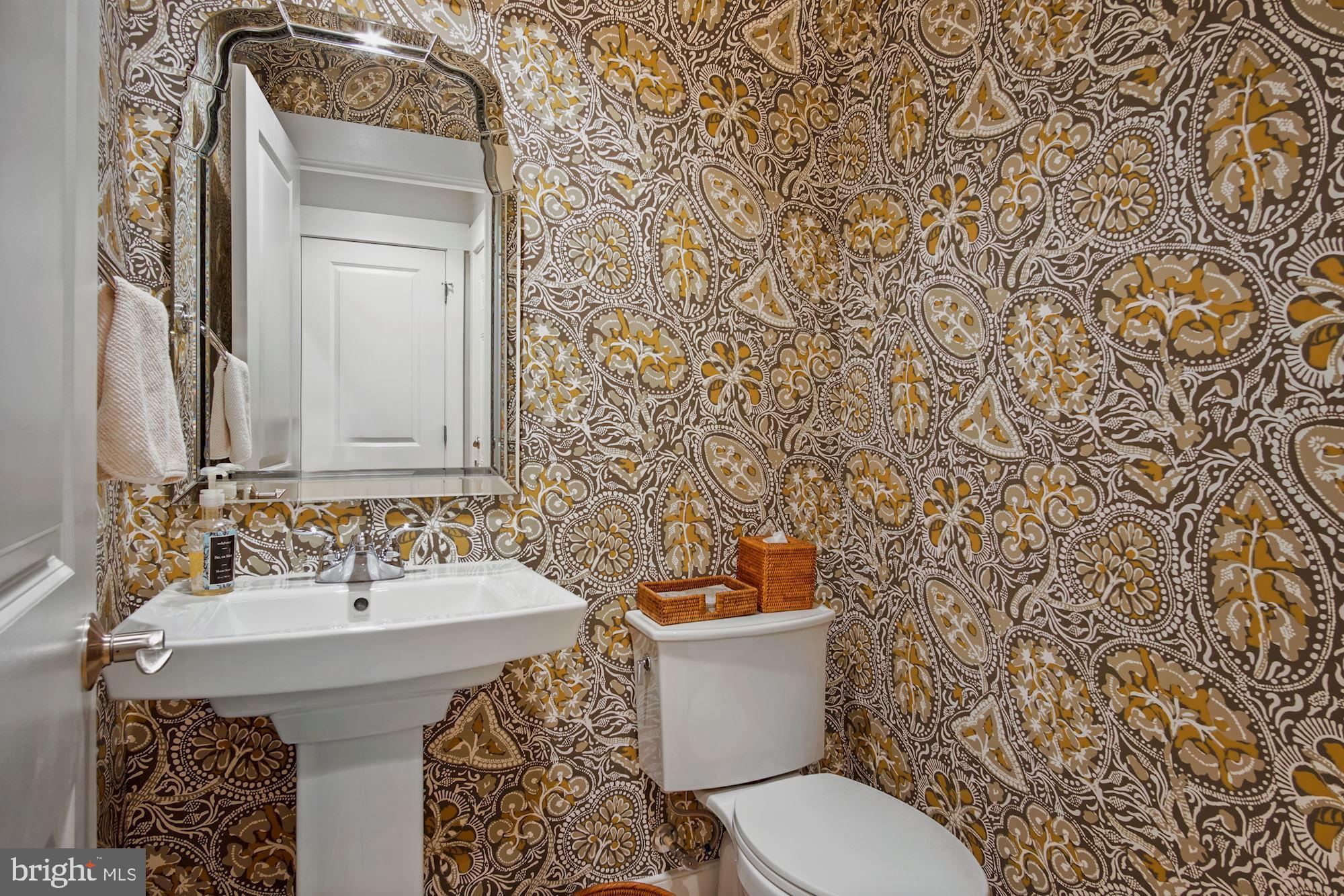 9523 Ament Street Silver Spring, MD 20910 - Photo 22 of 39