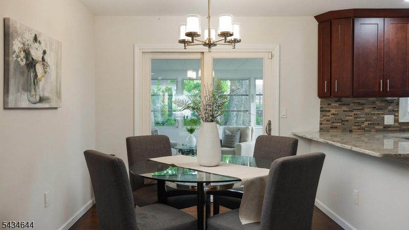405 Martin Road Union, NJ 07083 - Photo 11 of 41