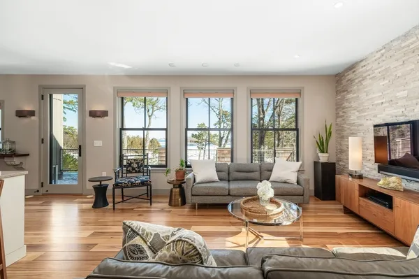 $2,999,000 | 15 Lufkin Point Road, Essex, MA 01929