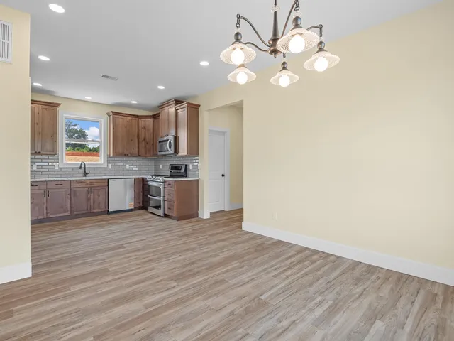 $328,000 | 224 West Clark Road, Inman, SC 29349