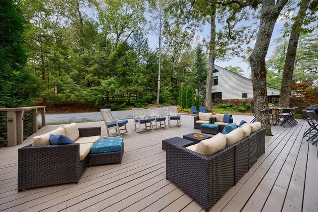 $1,750,000 | 31 Barn Inn Road, Lakemont, GA 30552