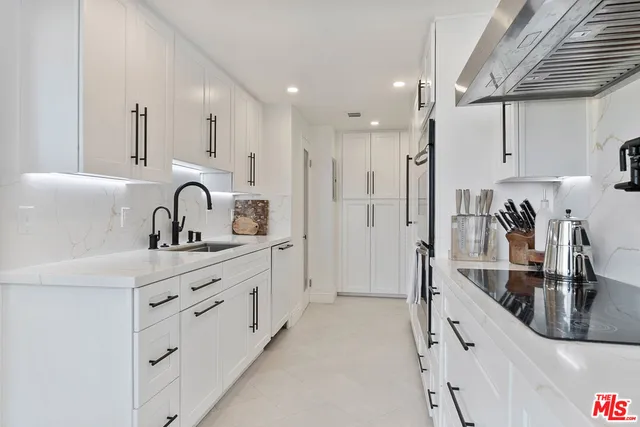 $10,990 | 10590 Wilshire Boulevard, Unit 1502, Los Angeles, CA 90024