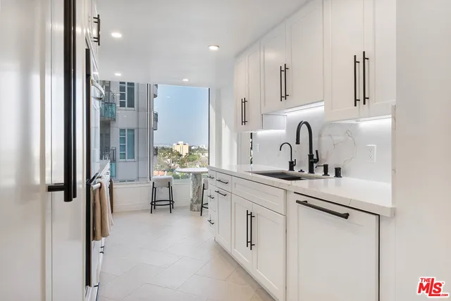 $10,990 | 10590 Wilshire Boulevard, Unit 1502, Los Angeles, CA 90024