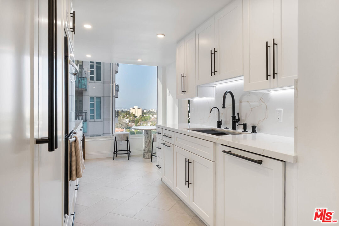 10590 Wilshire Boulevard, Unit 1502 Los Angeles, CA 90024 - Photo 20 of 35