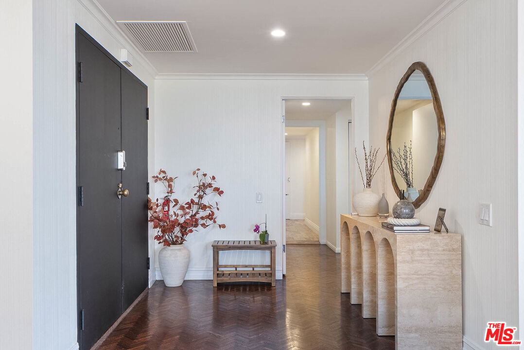 10590 Wilshire Boulevard, Unit 1502 Los Angeles, CA 90024 - Photo 3 of 35