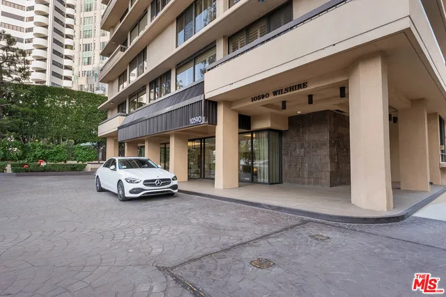 $10,990 | 10590 Wilshire Boulevard, Unit 1502, Los Angeles, CA 90024