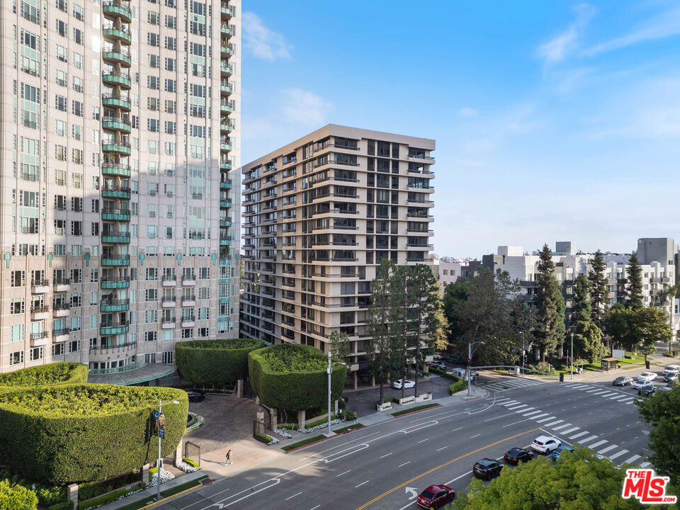 10590 Wilshire Boulevard, Unit 1502 Los Angeles, CA 90024 - Photo 33 of 35
