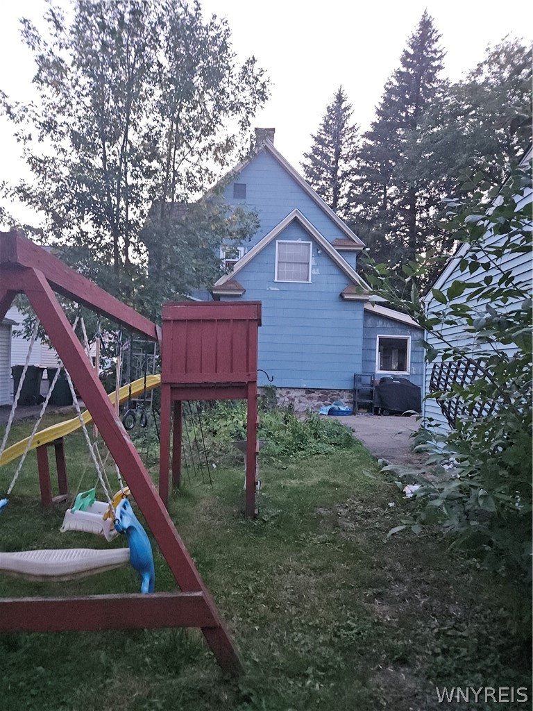 667 Nash Road North Tonawanda, NY 14120 - Photo 2 of 24