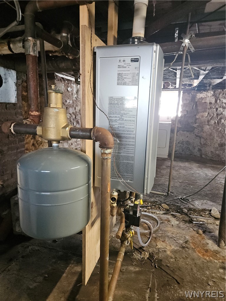 667 Nash Road North Tonawanda, NY 14120 - Photo 21 of 24