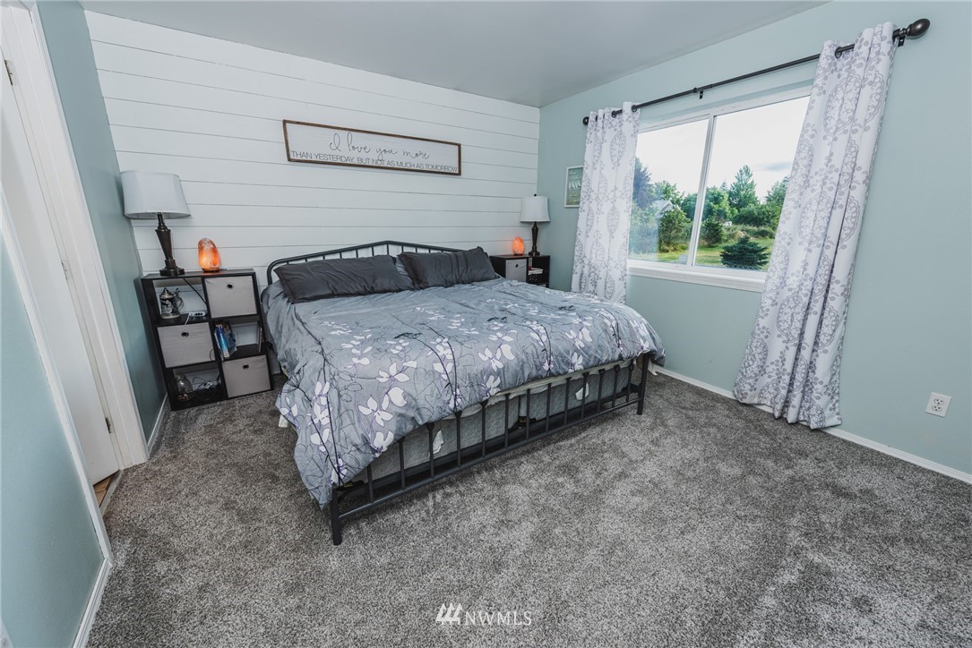 9540 178th Avenue Southwest Rochester, WA 98579 - Photo 12 of 20