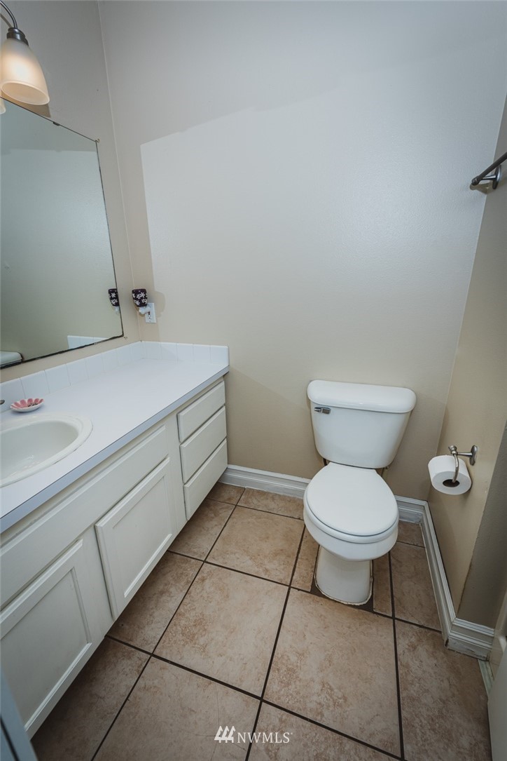 9540 178th Avenue Southwest Rochester, WA 98579 - Photo 14 of 20