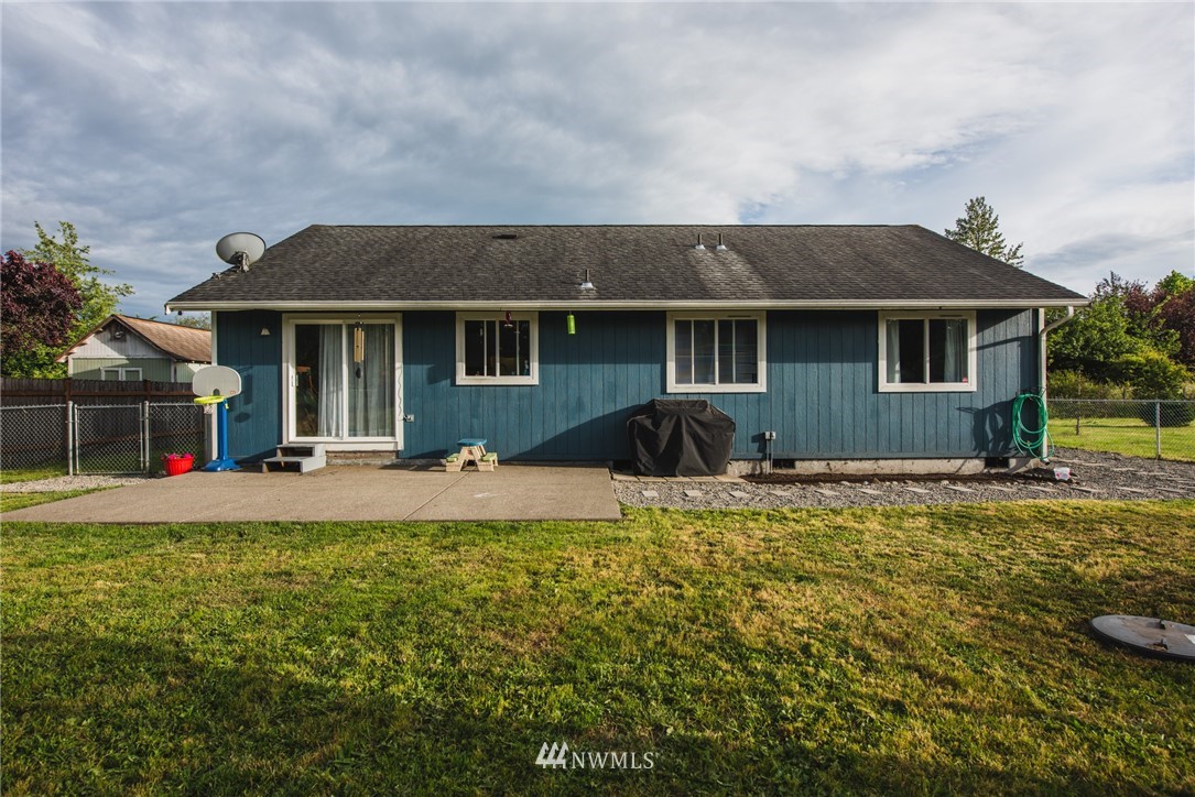 9540 178th Avenue Southwest Rochester, WA 98579 - Photo 18 of 20