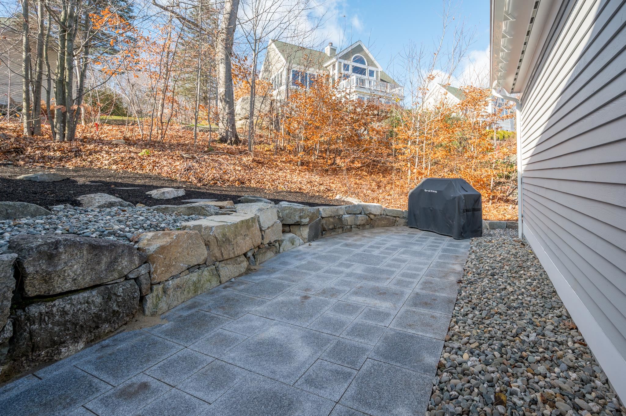 29 Hawk Ridge Road Meredith, NH 03253 - Photo 8 of 37