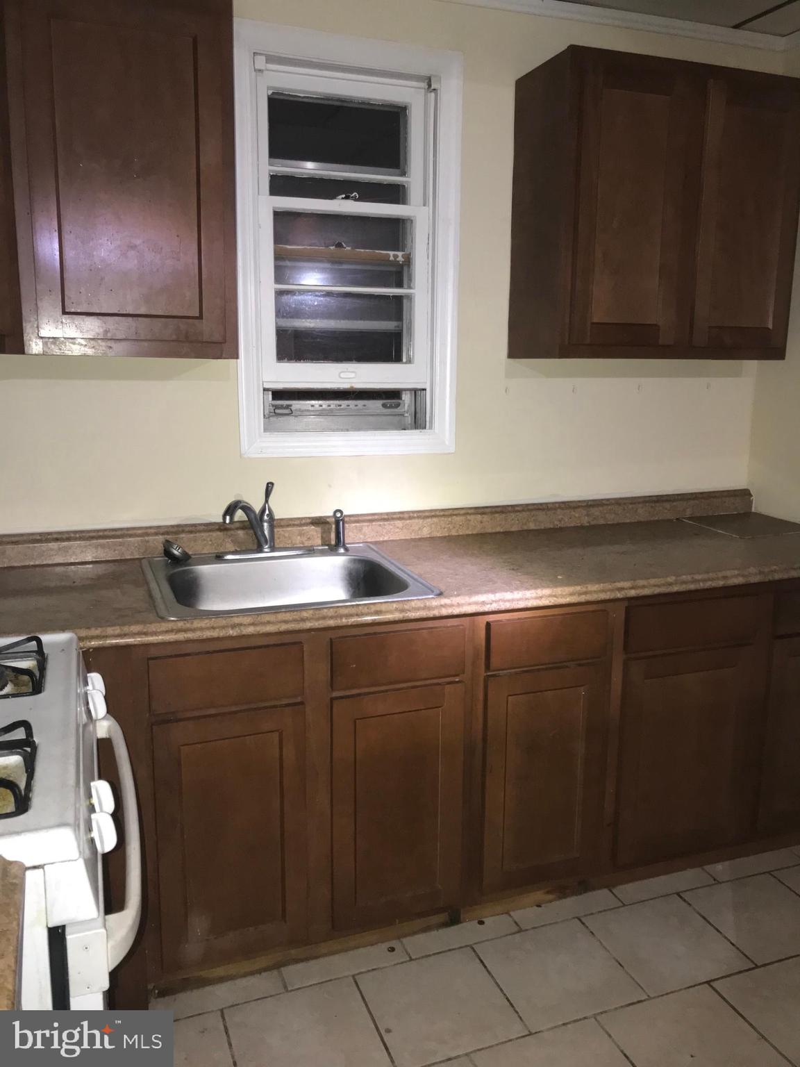 4413 Old York Road Baltimore, MD 21212 - Photo 4 of 12 Gallery Image 4