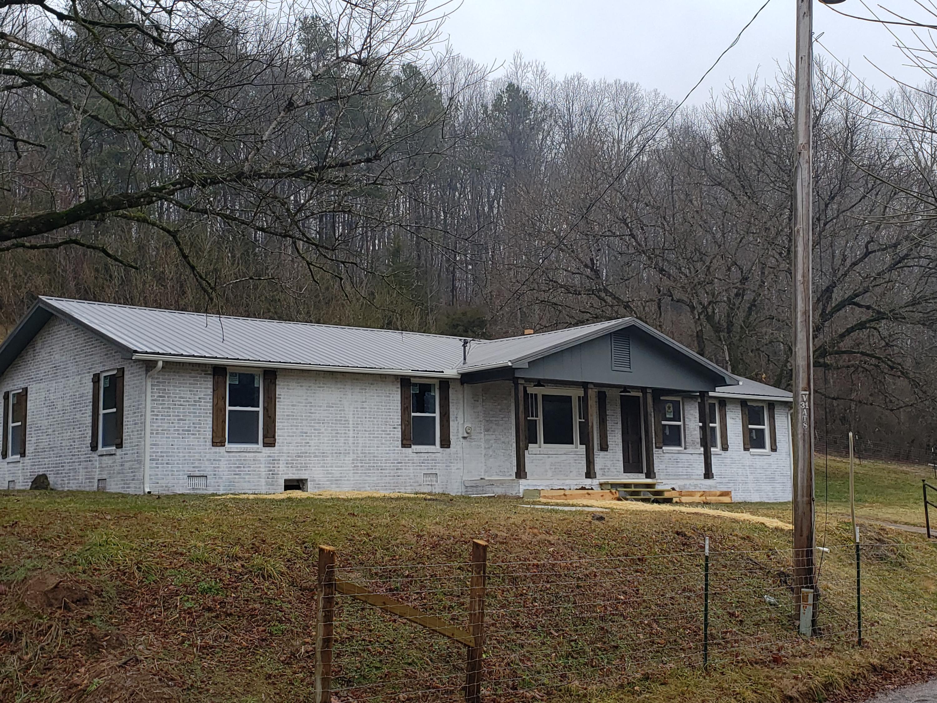 146 Main Hollow Road Philadelphia, TN 37846 - Photo 1 of 18 20210125_110814