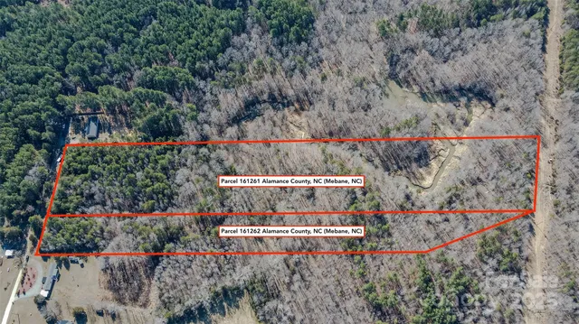 a view of a wooden fence