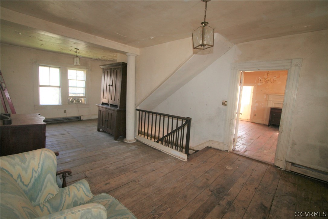 643 Gloucester Road Saluda, VA 23149 - Photo 17 of 48