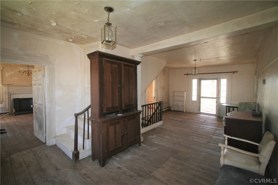 643 Gloucester Road Saluda, VA 23149 - Photo 33 of 48