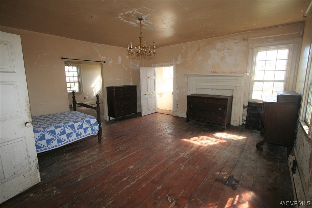 643 Gloucester Road Saluda, VA 23149 - Photo 7 of 48