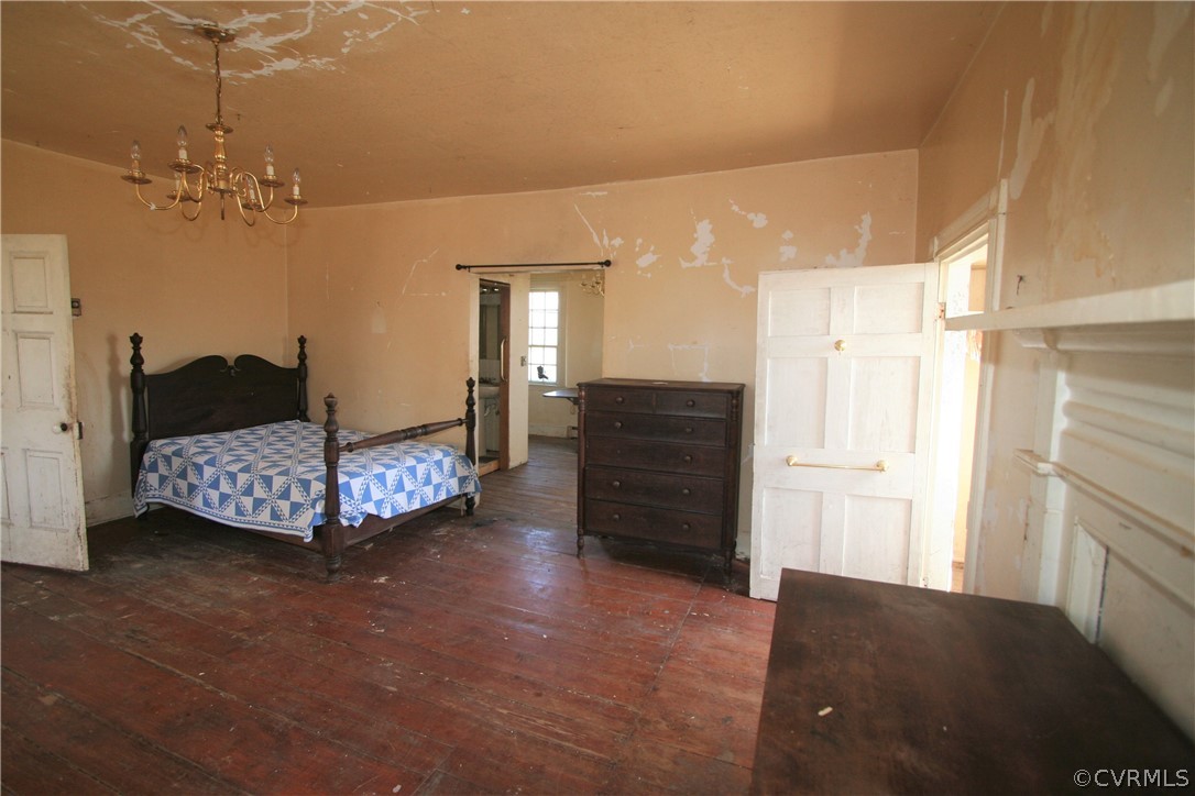 643 Gloucester Road Saluda, VA 23149 - Photo 8 of 48