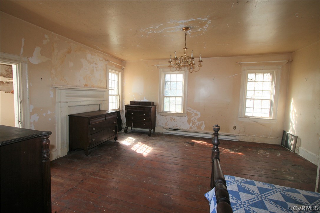 643 Gloucester Road Saluda, VA 23149 - Photo 10 of 48