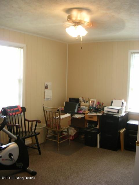 5119 Terry Road Louisville, KY 40216 - Photo 24 of 35 31