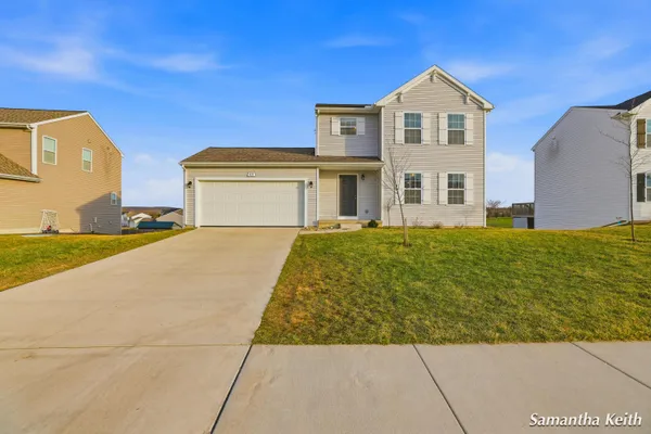 $359,900 | 931 View Pointe Drive, Middleville, MI 49333