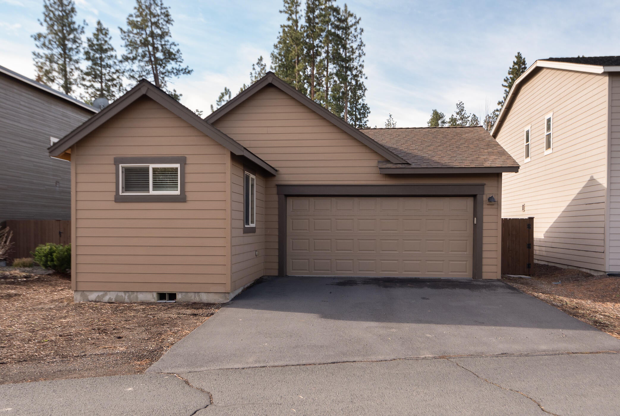 20274 Badger Road Bend, OR 97702 - Photo 23 of 25 Badger+Merrriewood_Melanie-7
