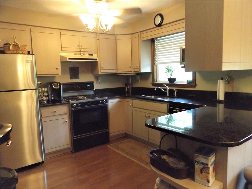322 Holt Road Aliquippa, PA 15001 - Photo 5 of 21 Gallery Image 5