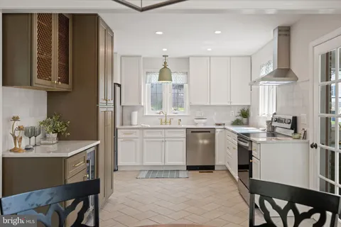 $795,000 | 612 Coventry Road, Towson, MD 21286