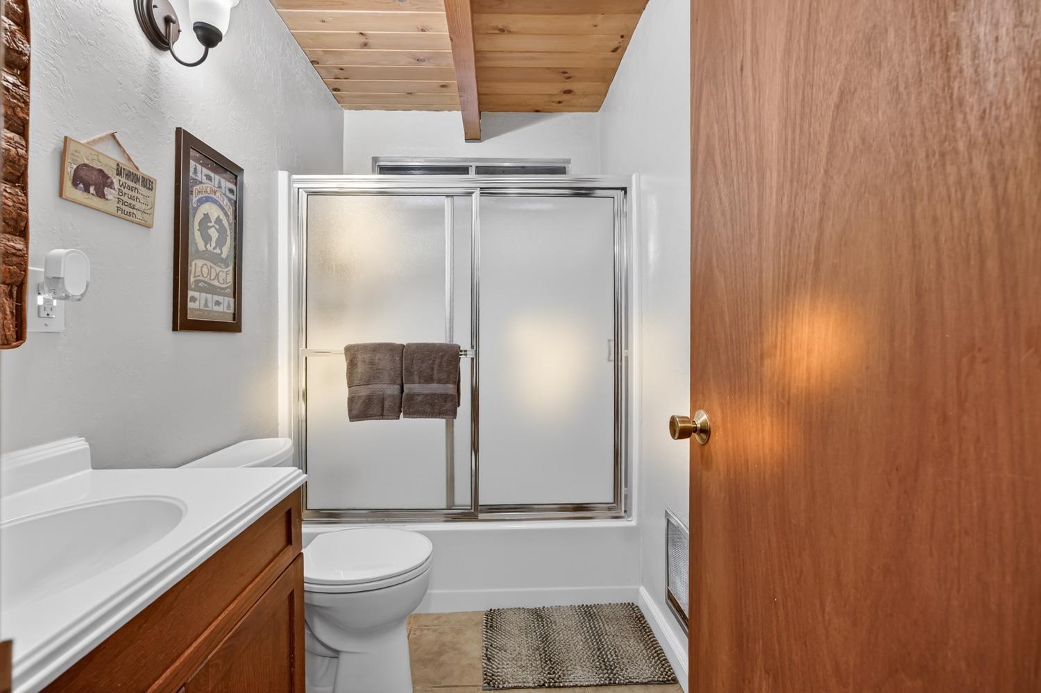 1367 Kickapoo Court Arnold, CA 95223 - Photo 14 of 38