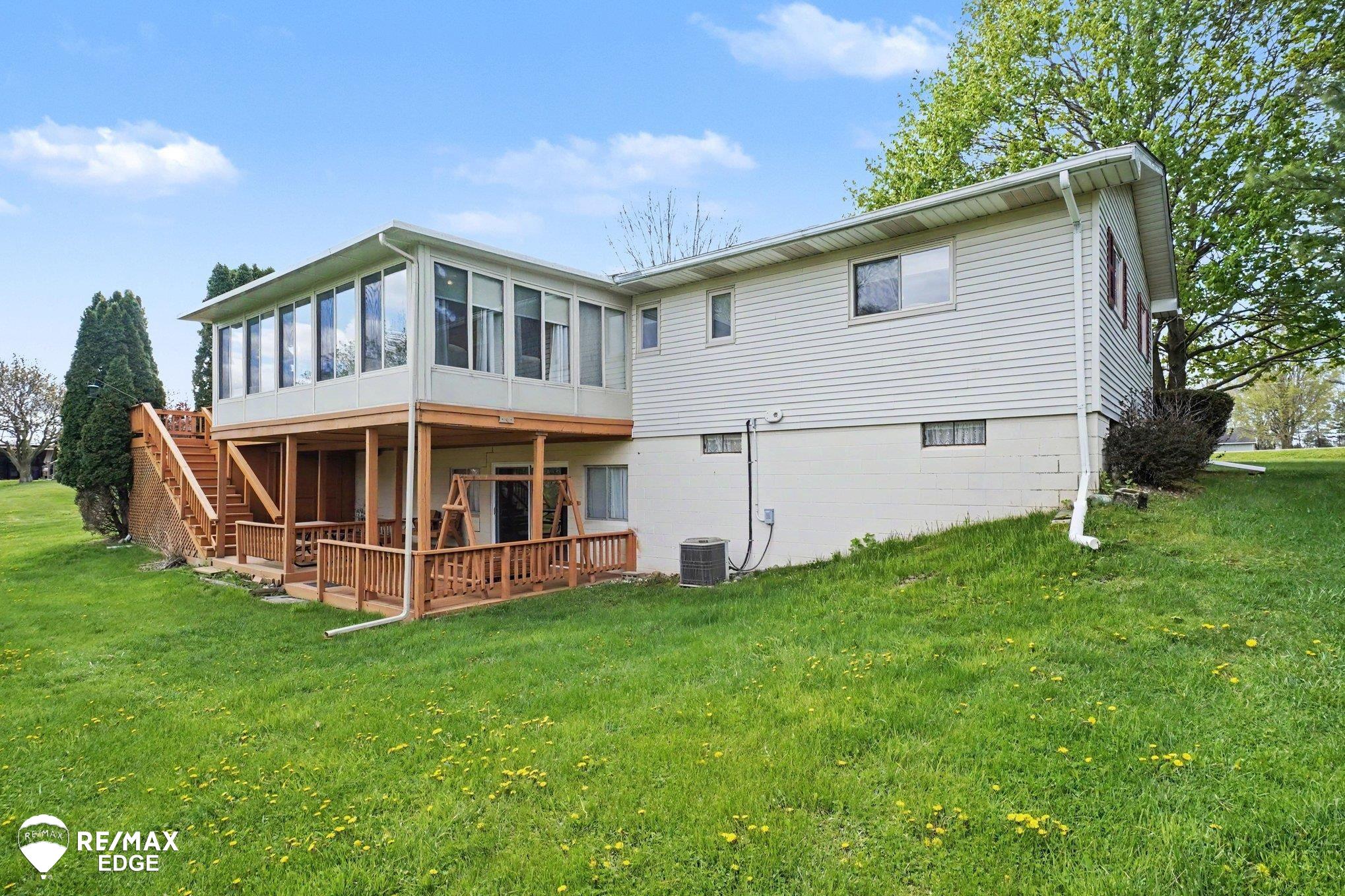 10247 East Coldwater Road Davison, MI 48423 - Photo 21 of 32