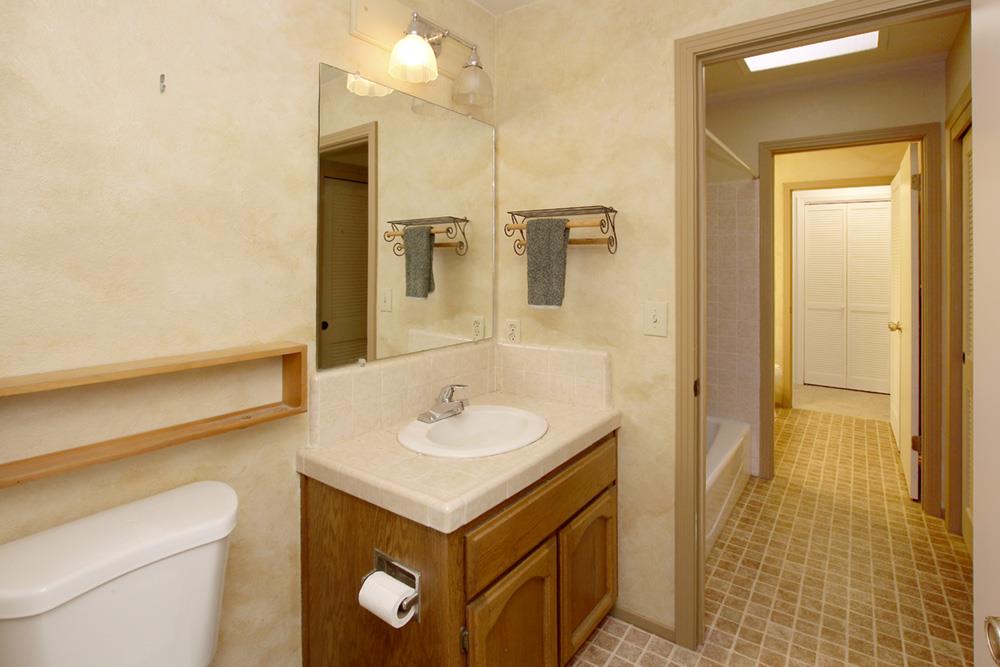 604 Maher Road Watsonville, CA 95076 - Photo 14 of 24 Gallery Image 14