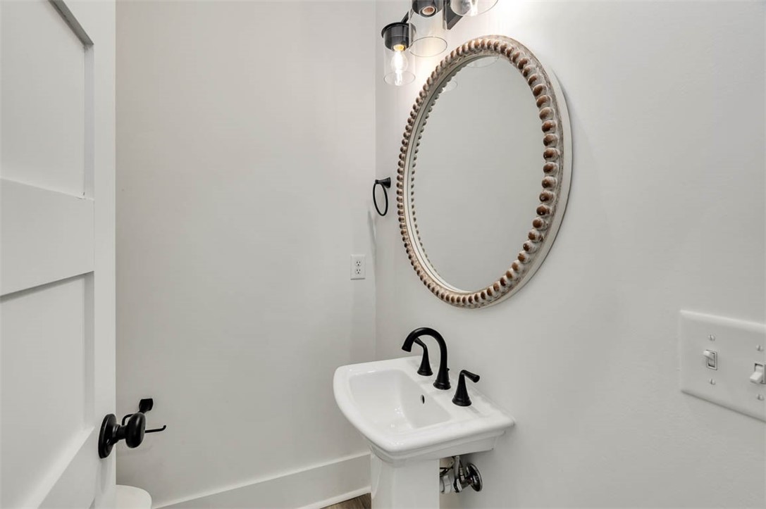 311 Peachtree Street St. Simons Island, GA 31522 - Photo 16 of 37