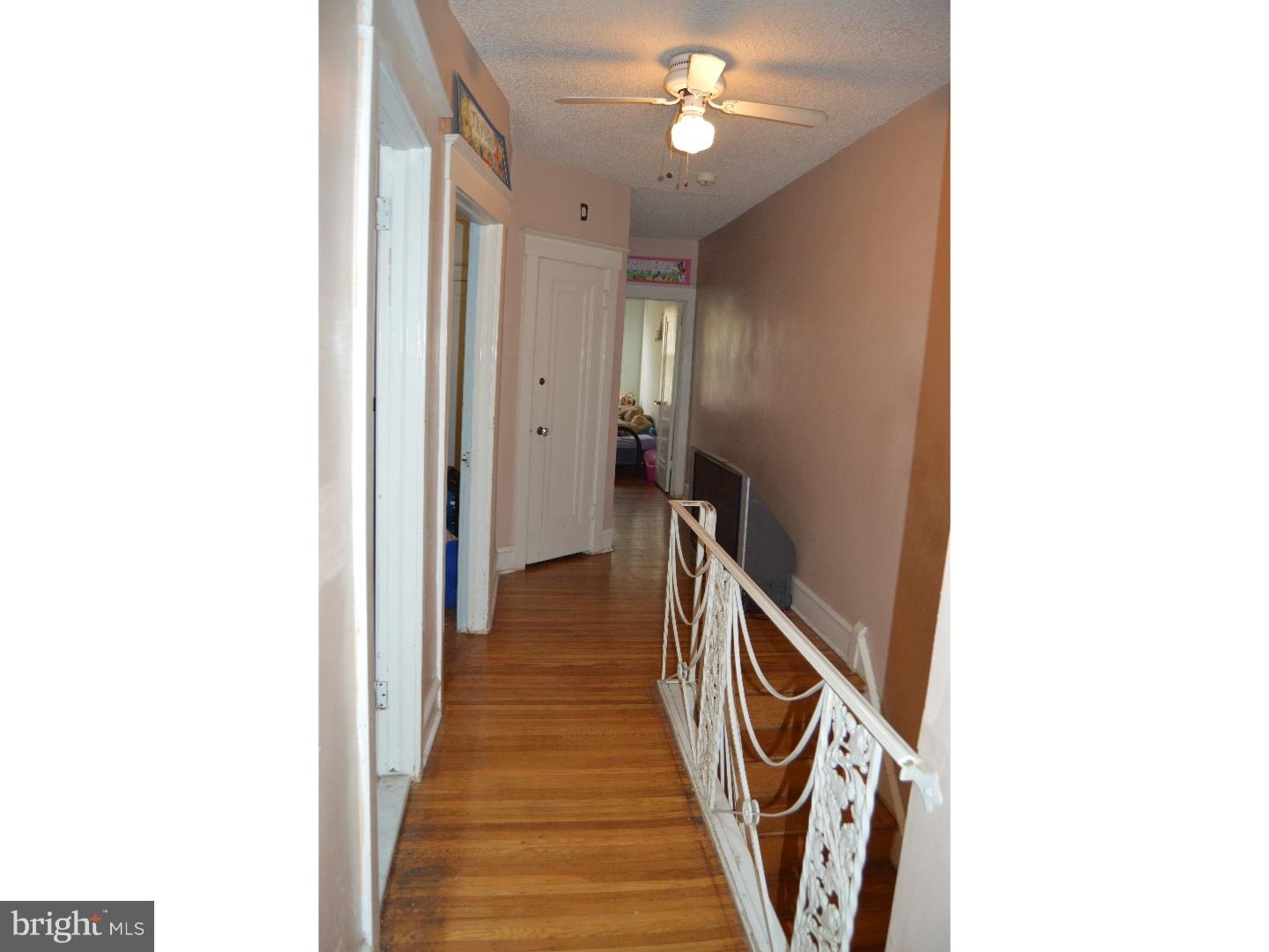 5705 Virginian Road Philadelphia, PA 19141 - Photo 7 of 13 Hallway