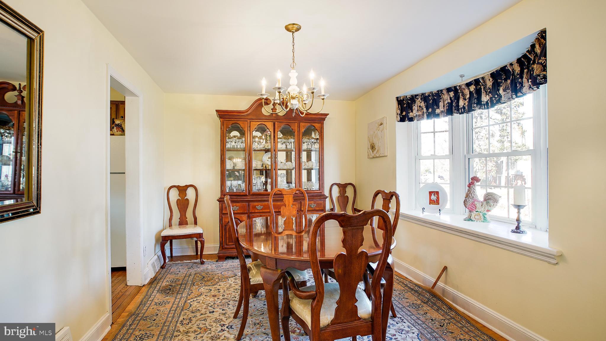 122 Heatherwood Road Havertown, PA 19083 - Photo 5 of 19 Gallery Image 5