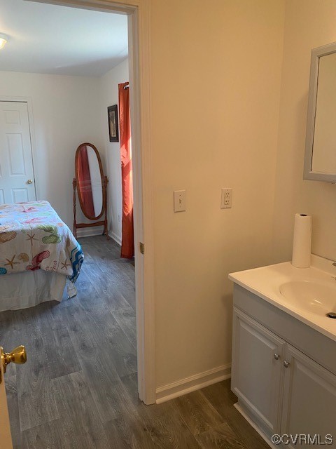 142 Samford Street Alberta, VA 23821 - Photo 14 of 24 a room with a bed and a dresser