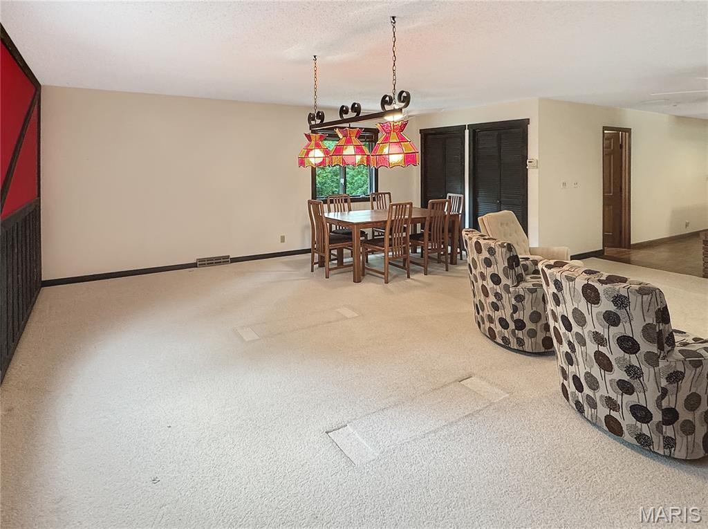 635 East Villa Ridge Road Villa Ridge, MO 63089 - Photo 13 of 65