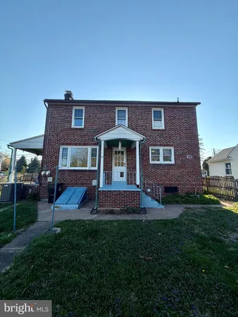 $3,100 | 757 Starr Street, Phoenixville, PA 19460